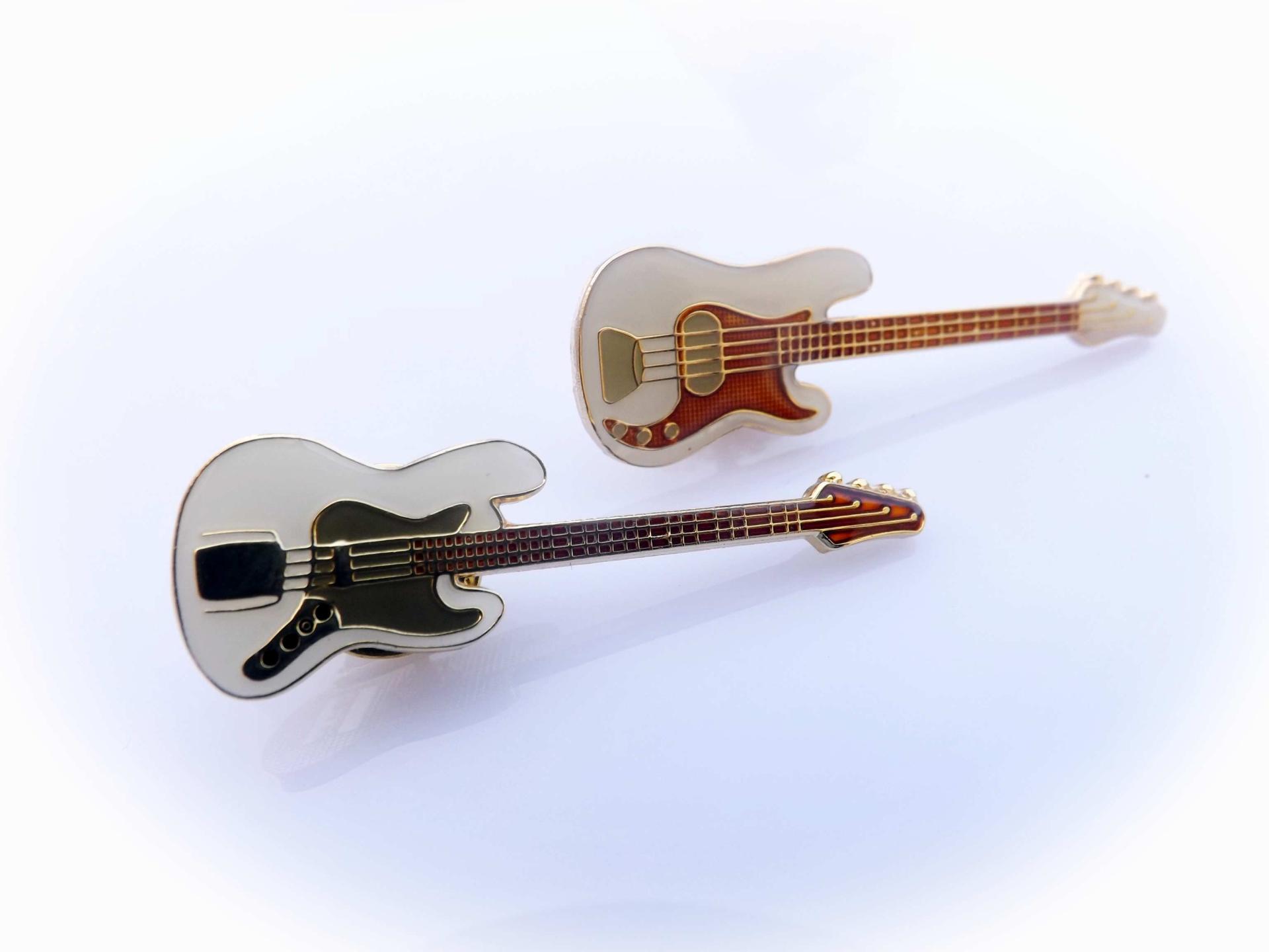 Bass Guitar Fender Style Pin / Brooch with Black Scratch Plate