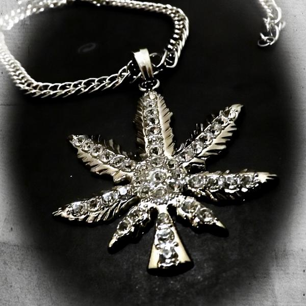 Hip Hop Iced Out Marijuana Weed Leaf Pendant