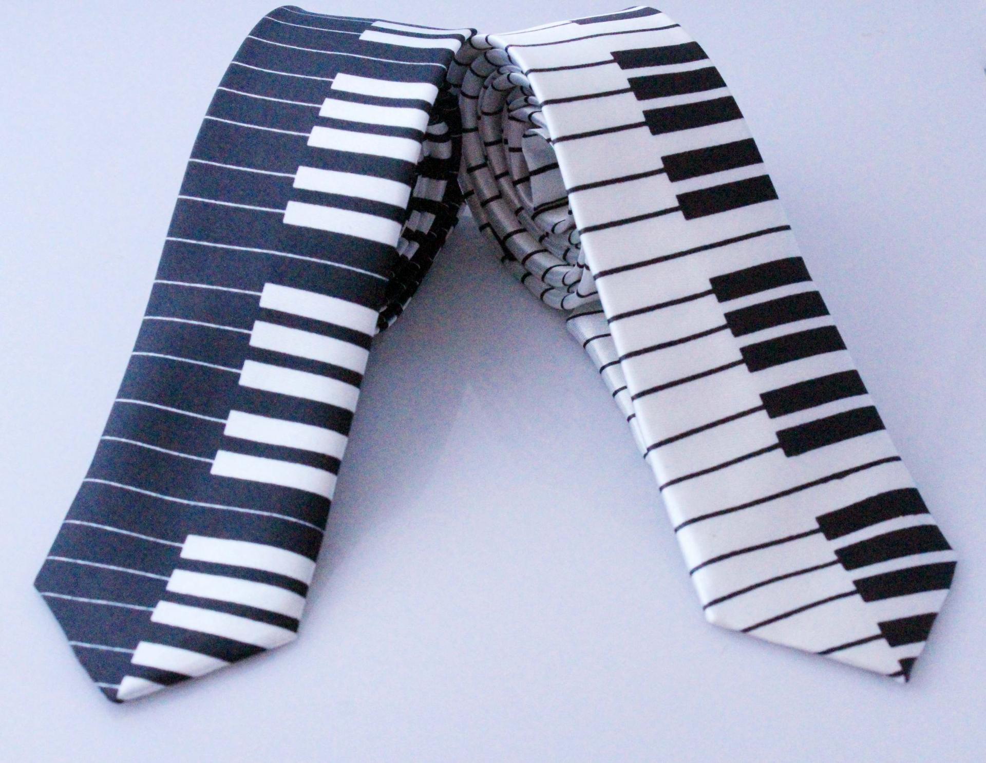 tie two different notes tabledit