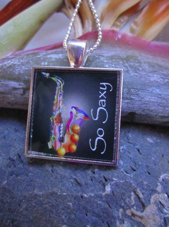 Resin clearance pendant online