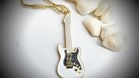 Fender Stratocaster Guitar Keychain/Keyring - White