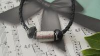 Musical Note Tube Choker Necklace