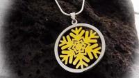 Snowflake Flower Circle Pendant - Choose Your Style!