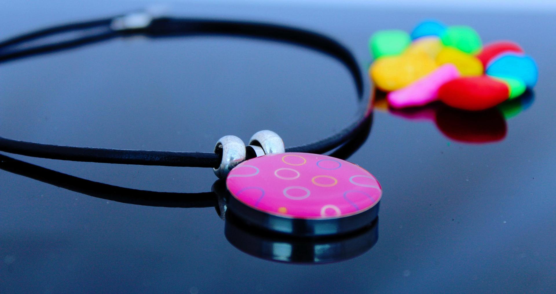 "Circle Of Life" Stainless Steel  Pendant in bubblegum pink