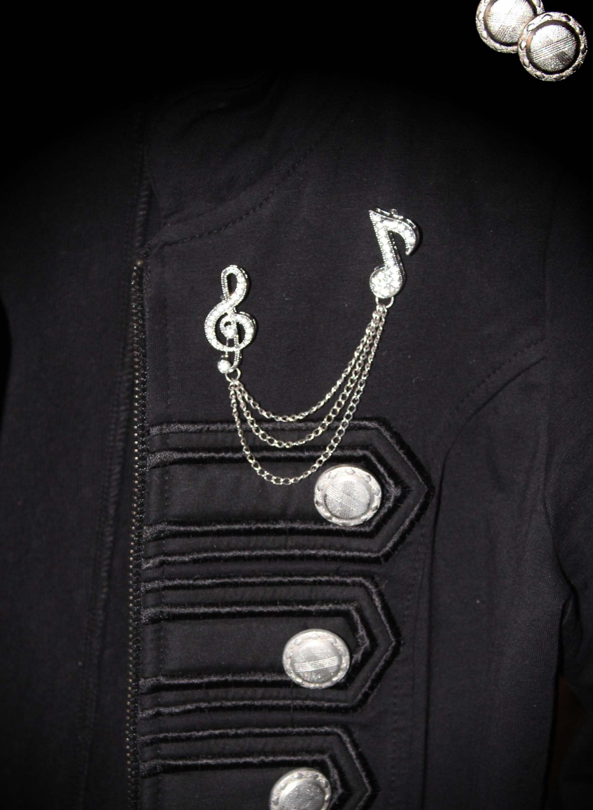 Unisex Music Lapel Pins With Chains