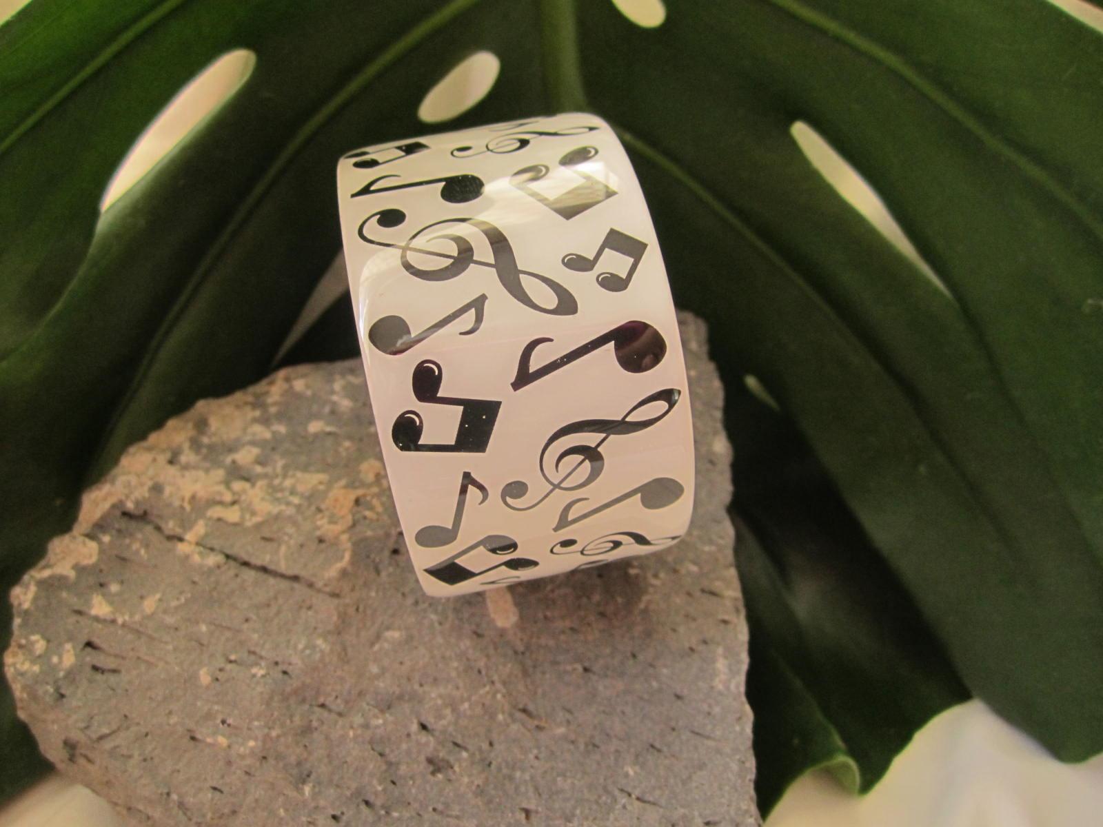 Cuff Notes Bangle Black and White