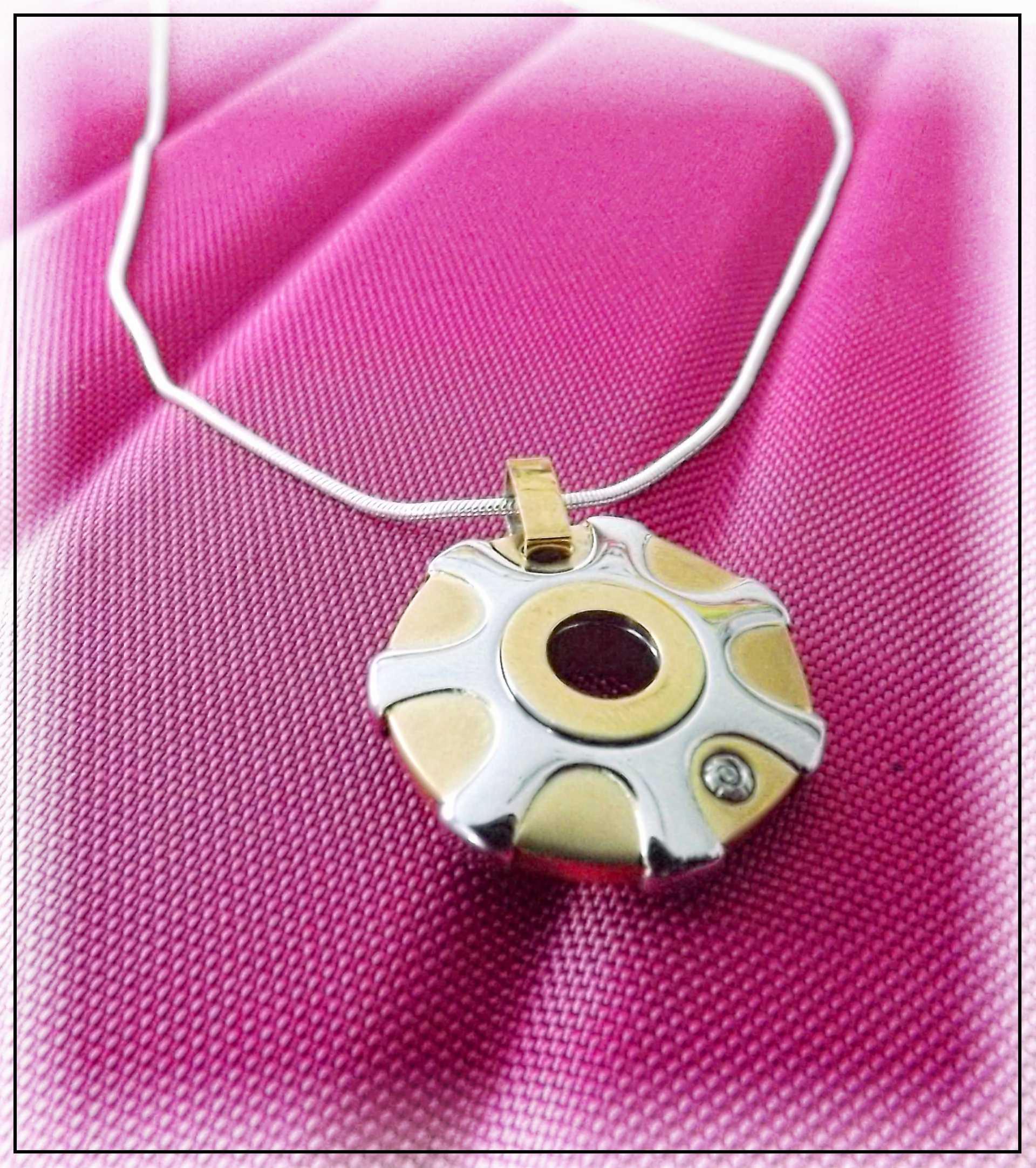 Geometric Circle Pendant 2-Tone -Customisable