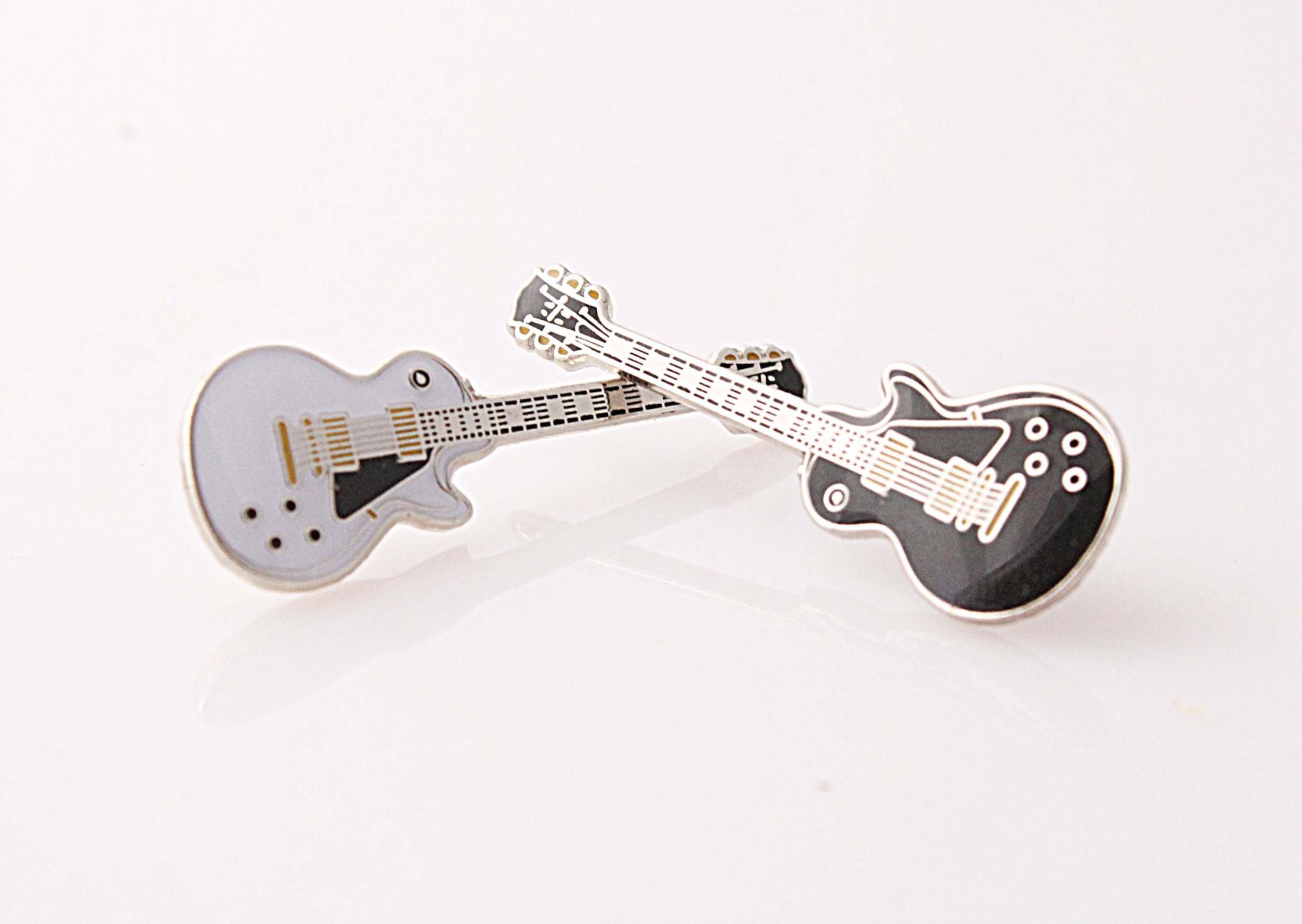 Gibson Les Paul Custom Style Guitar Pin Badge