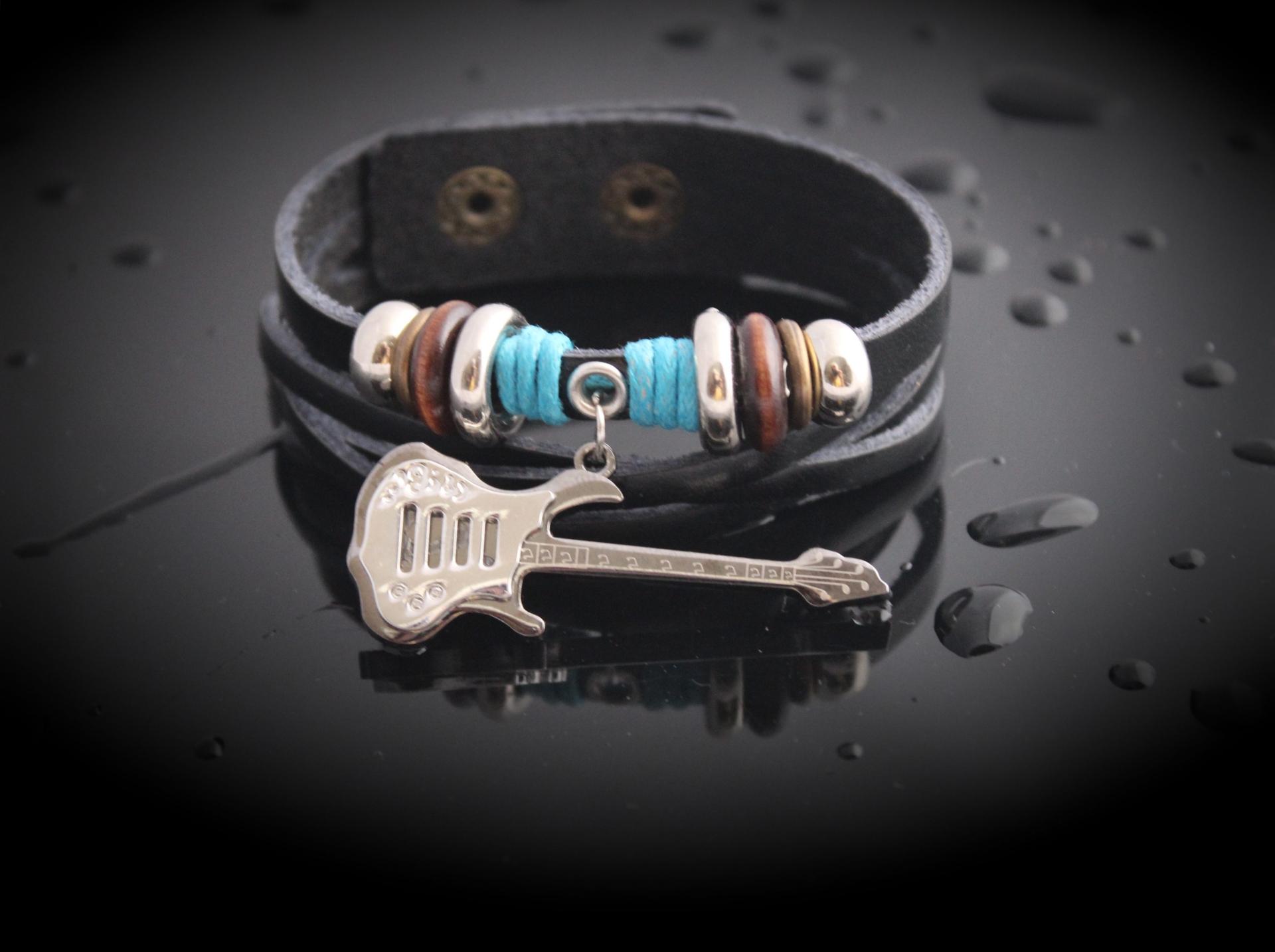 Guitar Bracelet in Leather