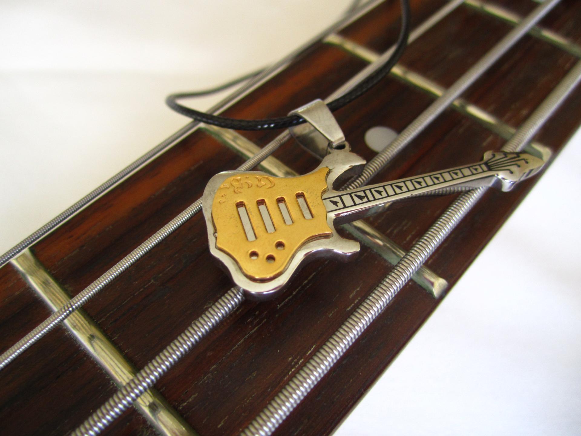 Guitar pendant 2 tone gold/silver on thin leather cord