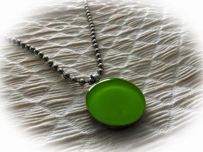 Plain Lemon Green Circle Pendant