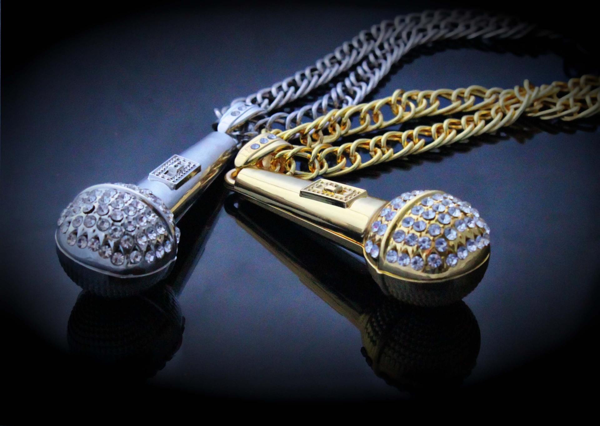 Microphone Necklace Large Hip Hop /Rapper -Gold or Silver