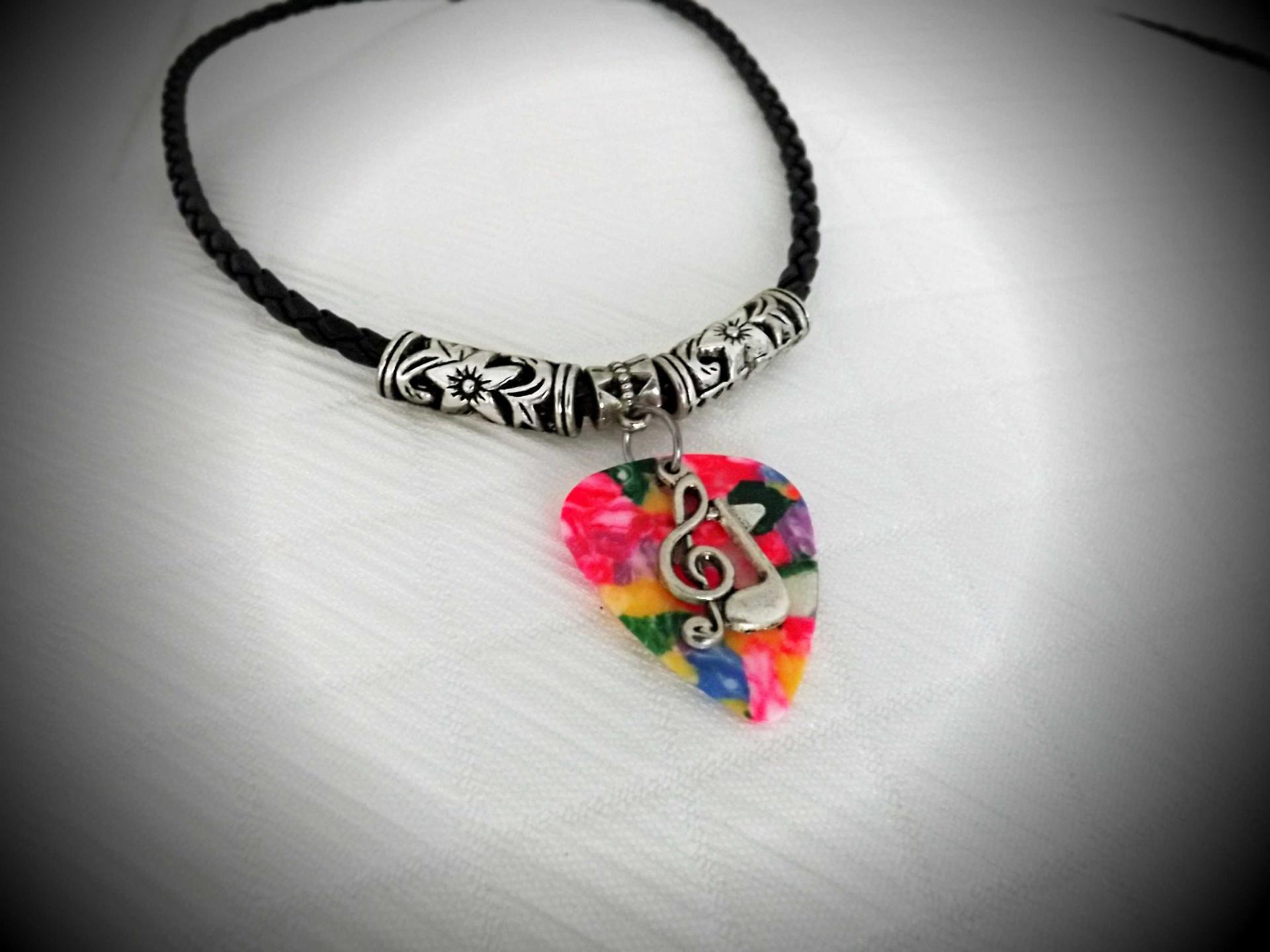 Guitar pick necklace "Funky Tubes " Style