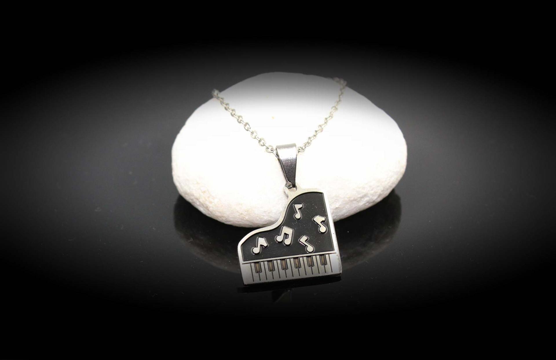 Music jewellery from Chrissie C