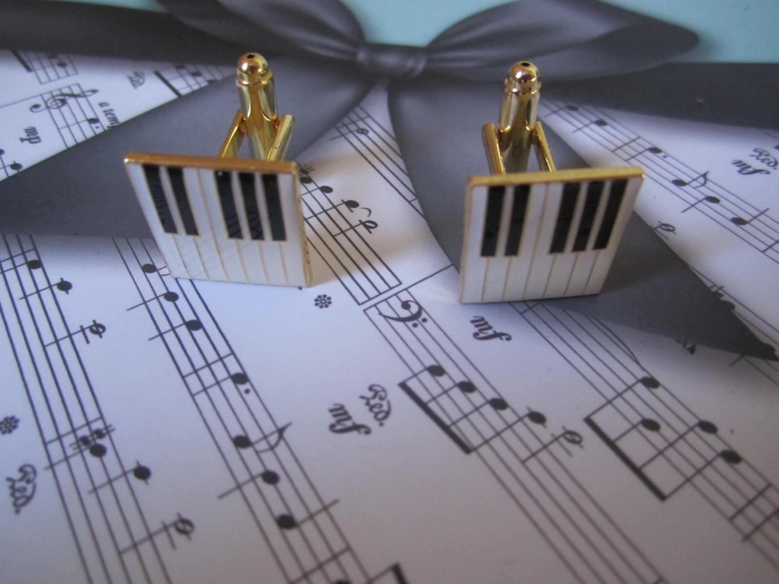 PIANO / KEYBOARD CUFFLINKS