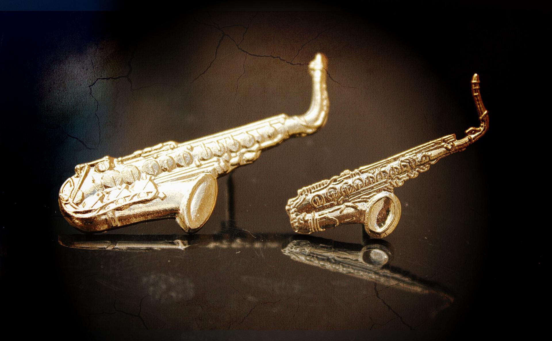 Saxophone Pin Badges - Tenor & Alto