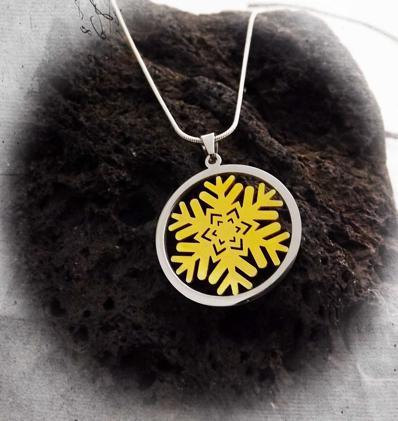 Snowflake Flower Circle Pendant - Choose Your Style!