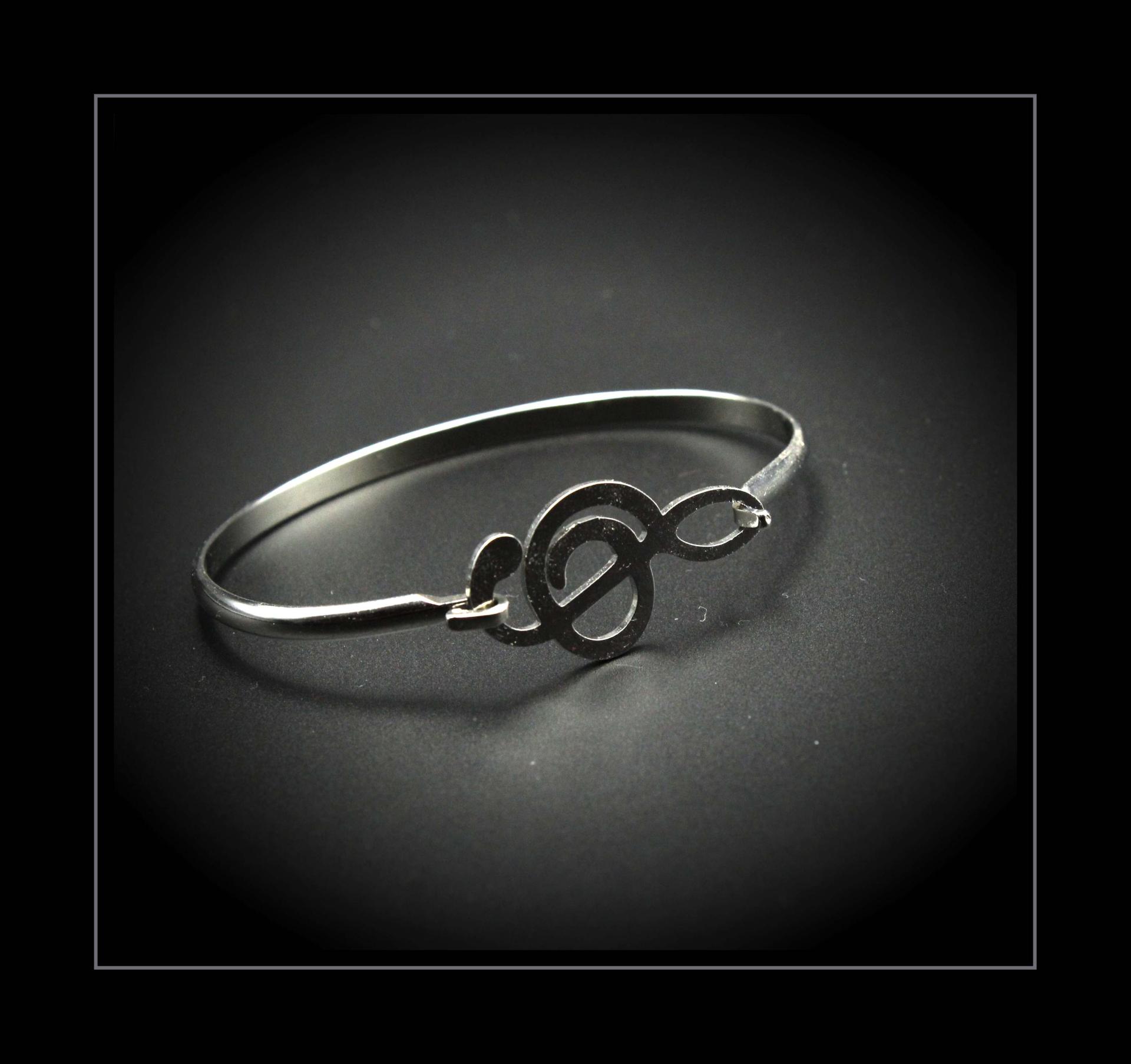Treble Clef Stainless Steel Bangle