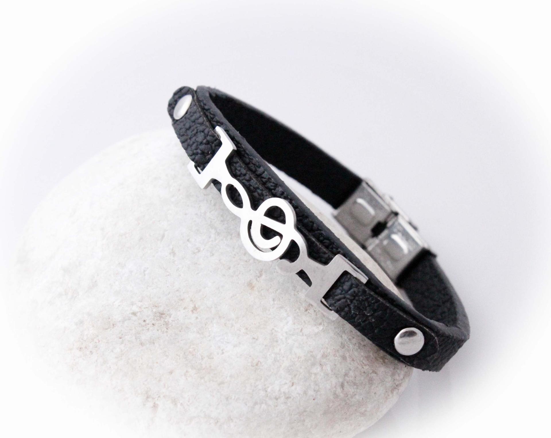 Treble Clef Connector Leather Bracelet