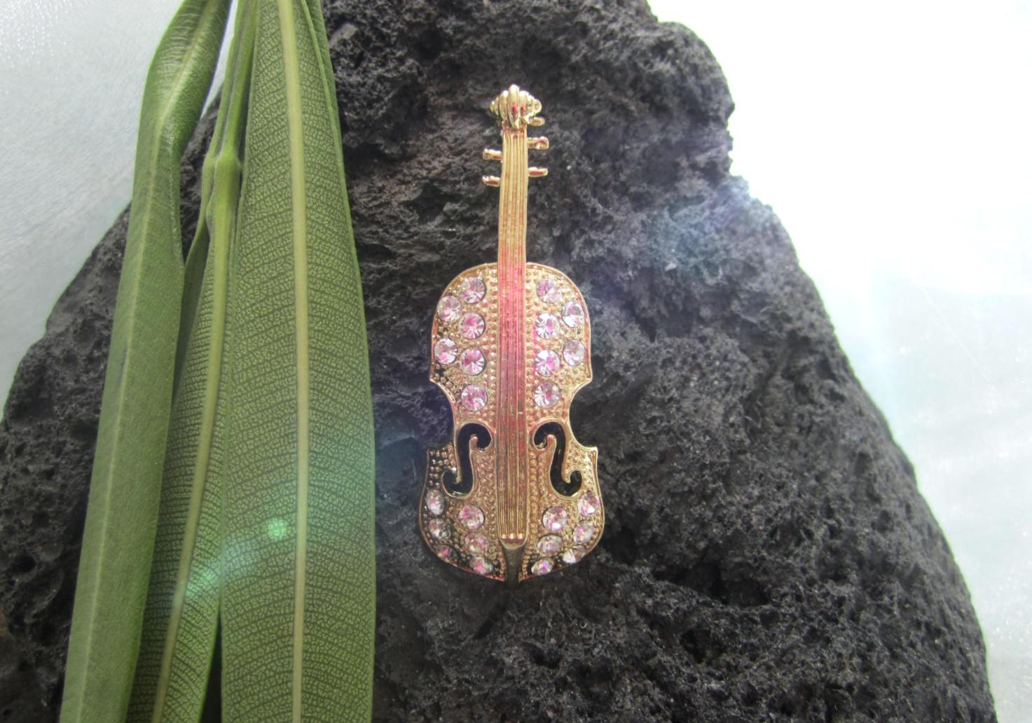 Violin Pin Brooch