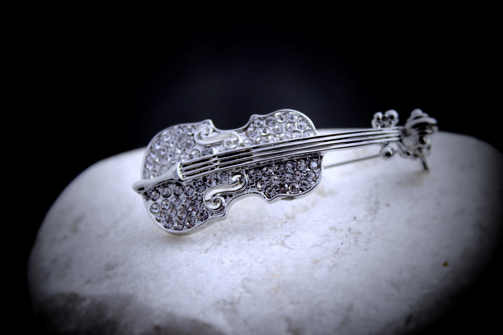 Violin Crystal Pin Brooch Silver