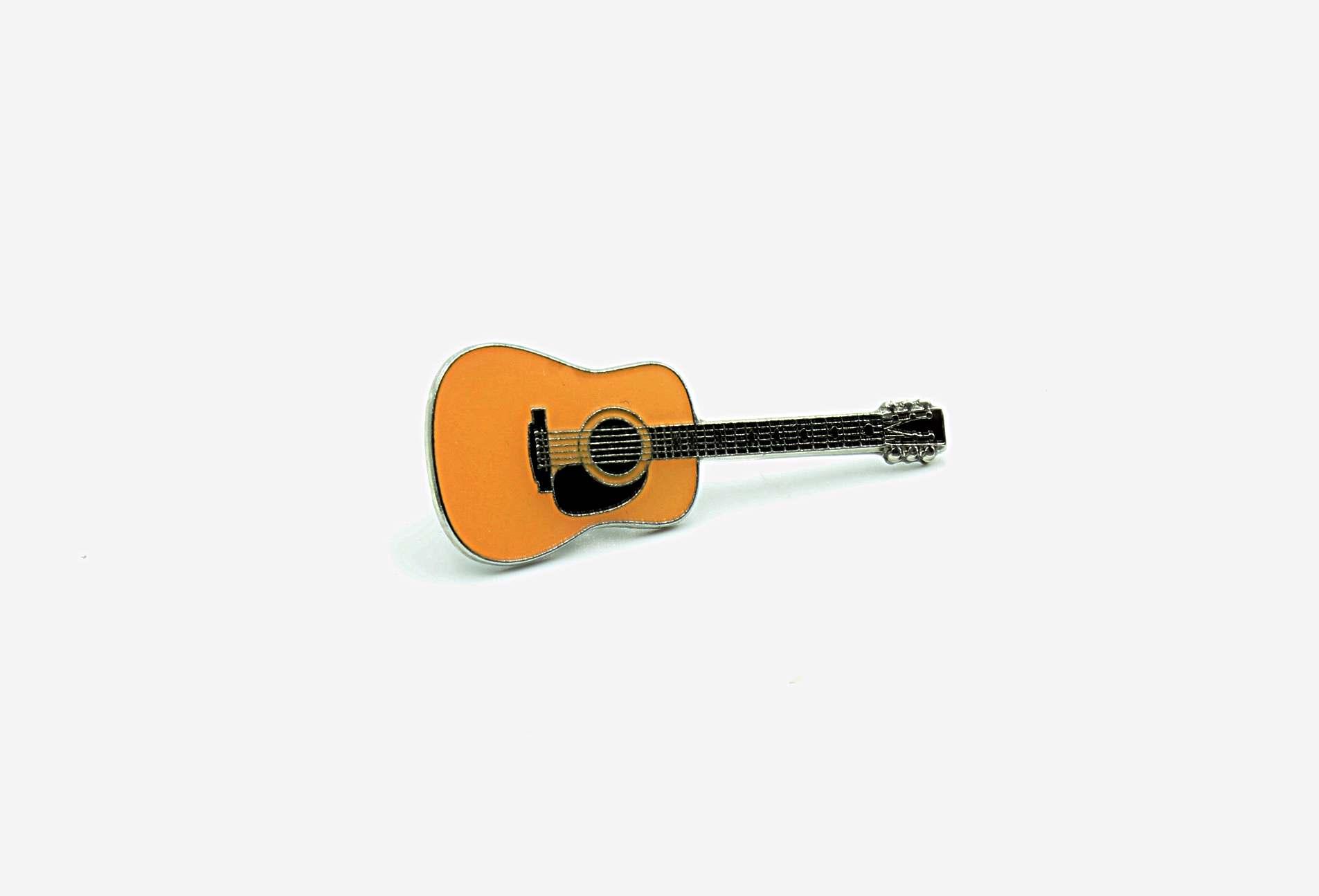 Acoustic Guitar Pin Badge -Natural Colour