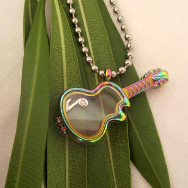 Anodized Stainless Steel Inner Glass Guitar Locket Pendant