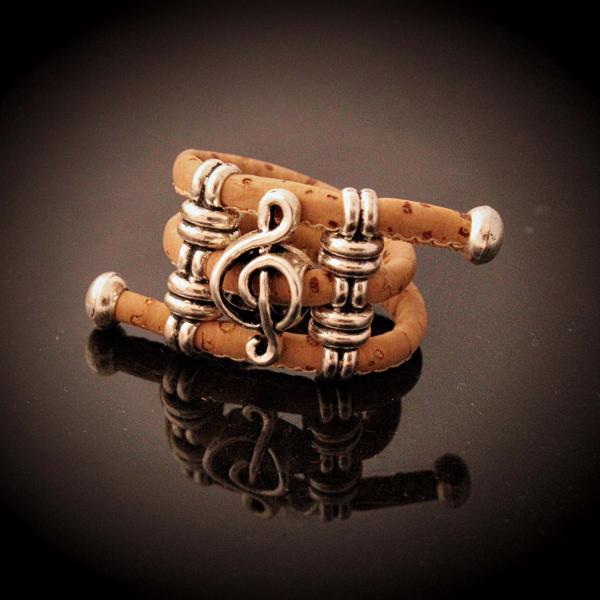 Treble Clef Adjustable Natural Cork Music Ring