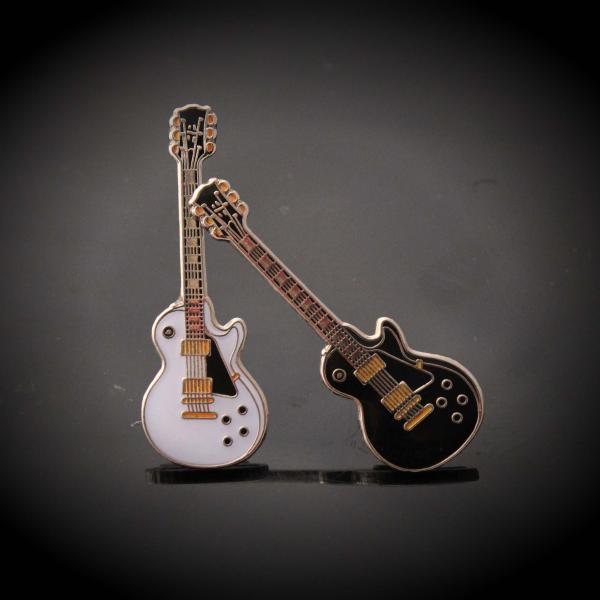 Gibson Les Paul Custom Style Guitar  Pin Badge