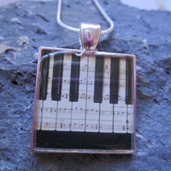 Piano/Keyboard - Funky Resin Pendant