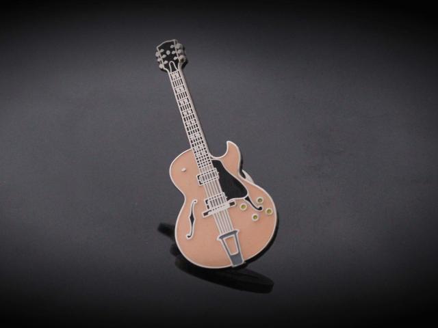 Gibson ES- 175  Style Guitar Pin Brooch